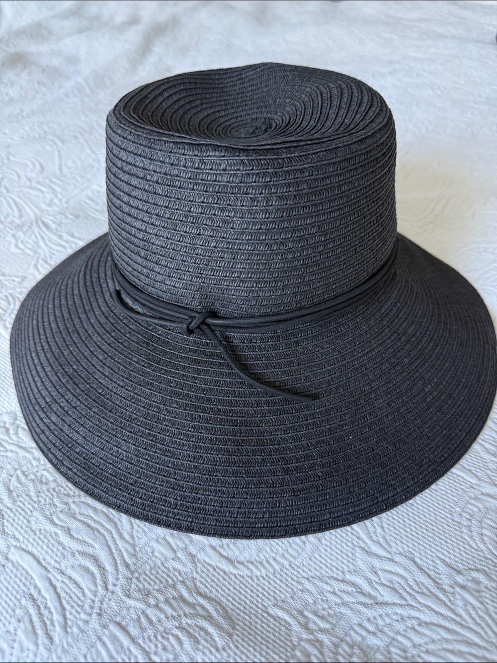 Azure Skies x J.Crew Black Straw Sun Hat – Beach Vacation